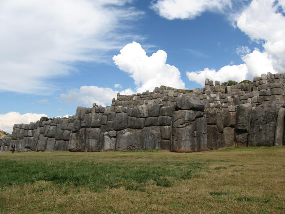 Sacsayhuaman